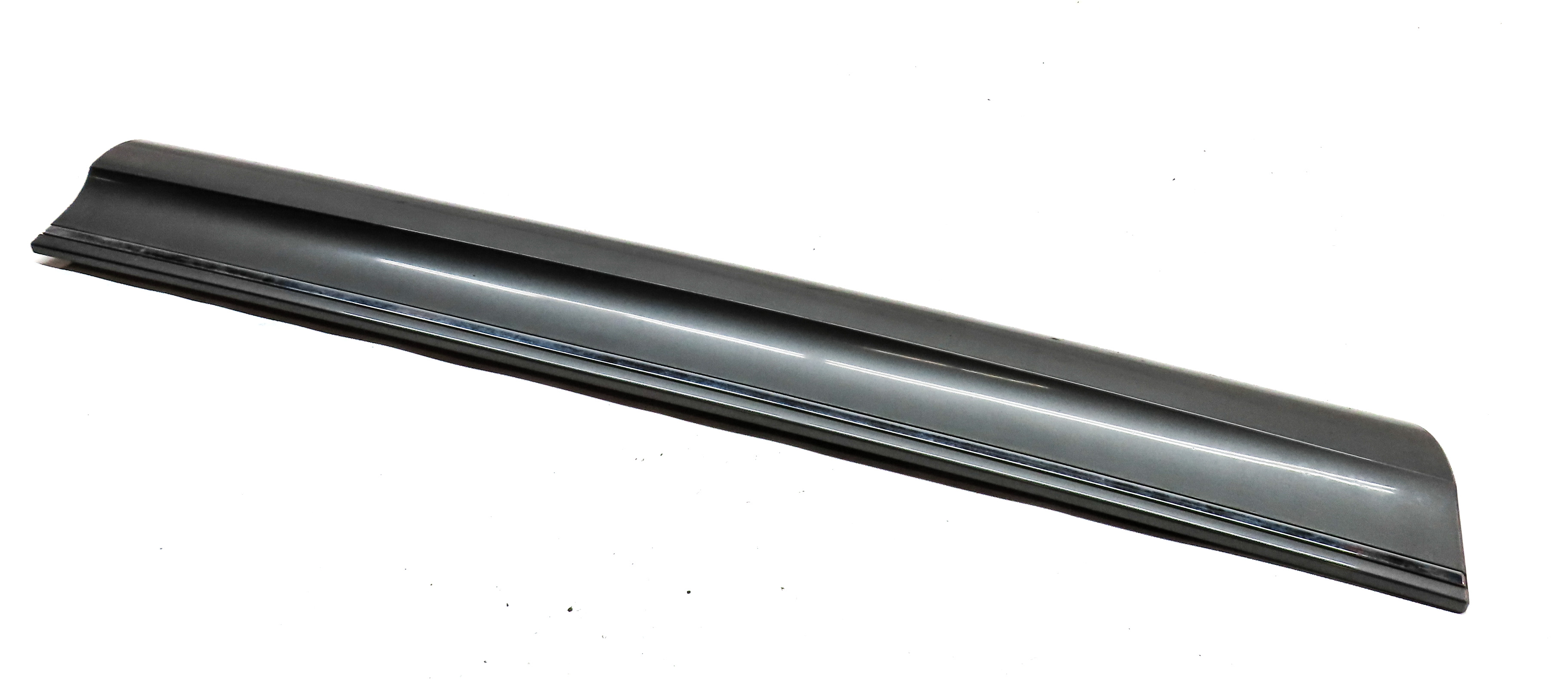 10-15 AUDI Q7 FRONT LEFT DRIVER LOWER DOOR TRIM MOULDING (w/out SLINE) (Gray) — exact item pictured